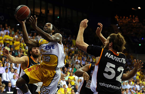 詹姆斯被誉 詹姆斯被誉